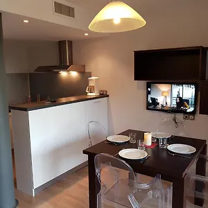 *** Aparthotel Mas De Valrugues Holifrance France
